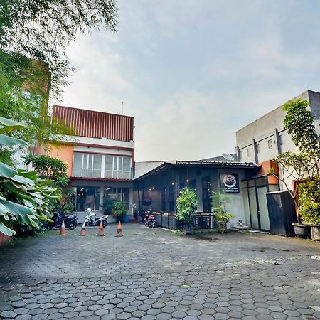 Image Hotel And Resto Bandung Exterior photo