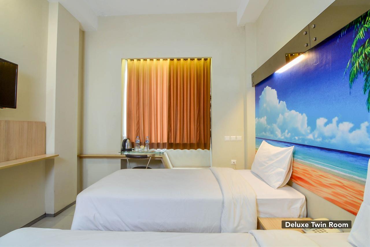 Image Hotel And Resto Bandung Exterior photo