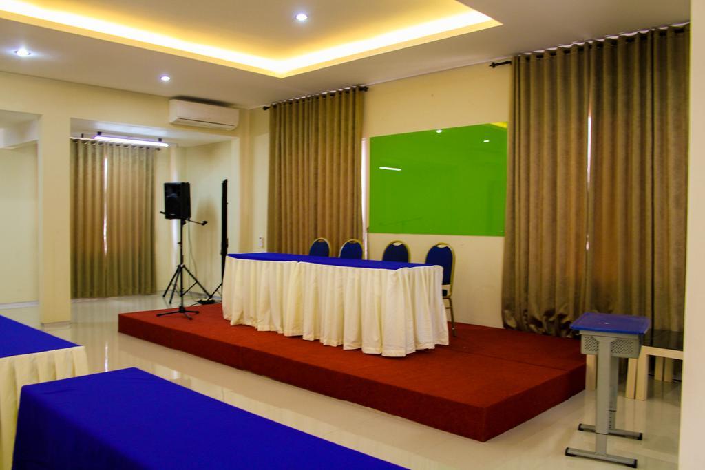 Image Hotel And Resto Bandung Exterior photo