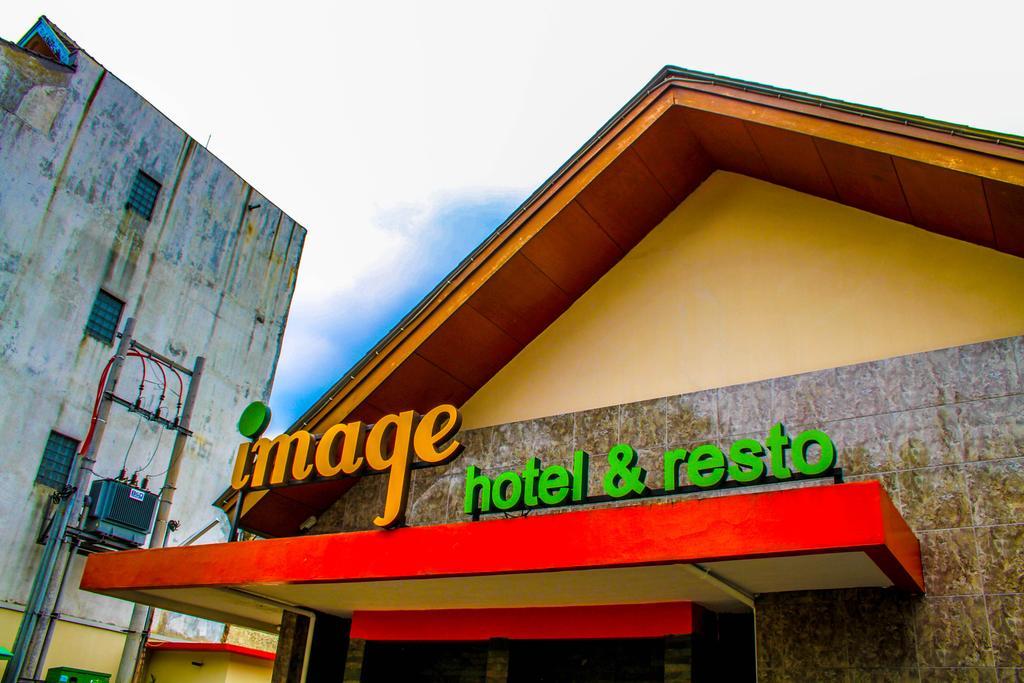 Image Hotel And Resto Bandung Exterior photo